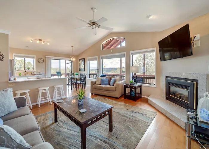 Holiday home Fire Pit & Views: 'falconcrest' In Payson! Payson