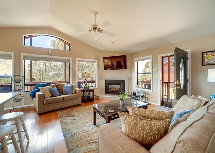 Holiday home Fire Pit & Views: 'falconcrest' In Payson! Payson