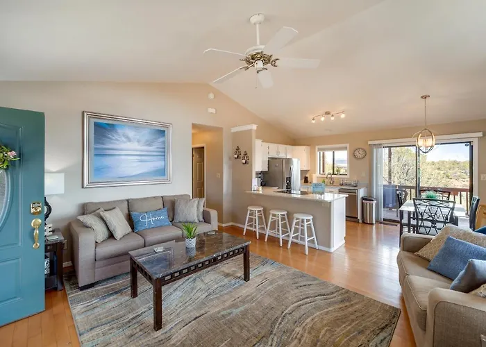 Fire Pit & Views: 'falconcrest' In Payson! Holiday home