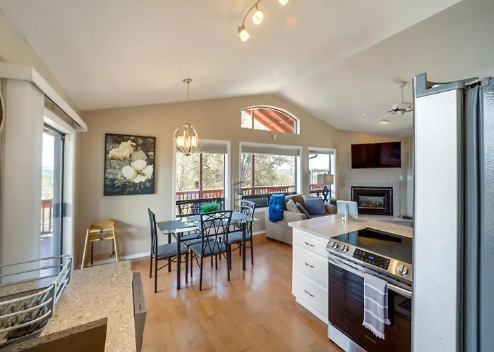 Fire Pit & Views: 'falconcrest' In Payson!