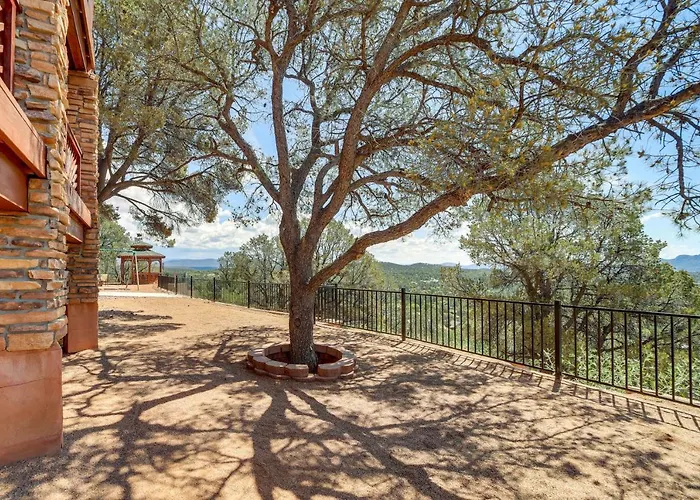 Fire Pit & Views: 'falconcrest' In Payson! Payson
