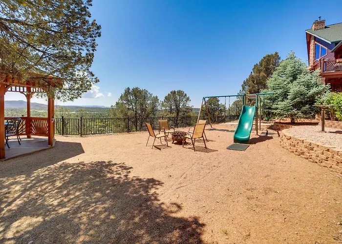 Fire Pit & Views: 'falconcrest' In Payson! Holiday home