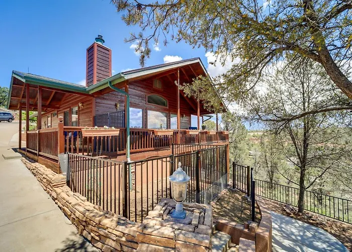 Fire Pit & Views: 'falconcrest' In Payson! Holiday home *